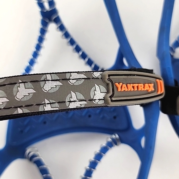 YakTrax Unisex Active Ice Cleats Blue Size  Medium - Picture 8 of 14